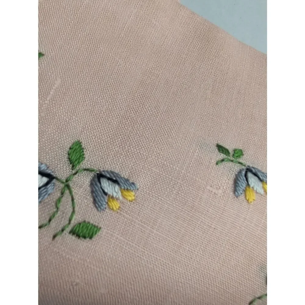 Vintage Floral Embroidered Peach Linen Guest Towels NWT